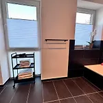 Wohnfreude Nms - Sehr Ruhige, Komplette 2024er Dhh -4 Sz -2 Baeder -nahe Zentrum Tatil Evi